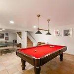 Monte Da Poupa - 7 Bedroom - Sleeps 15 Villa