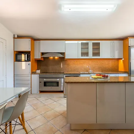 Monte Da Poupa - 7 Bedroom - Sleeps 15 别墅