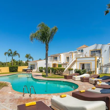 Monte Da Poupa - 7 Bedroom - Sleeps 14 Αλμπουφέιρα