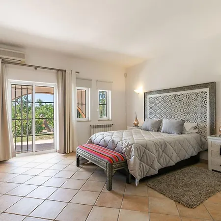 Monte Da Poupa - 7 Bedroom - Sleeps 14 Αλμπουφέιρα