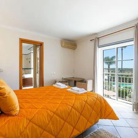 Βίλα Monte Da Poupa - 7 Bedroom - Sleeps 14 Αλμπουφέιρα