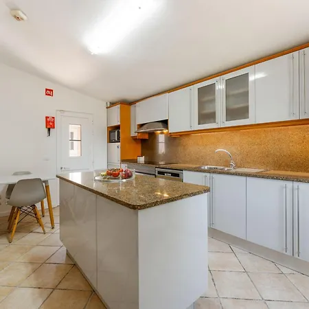 Monte Da Poupa - 7 Bedroom - Sleeps 14 Βίλα *
