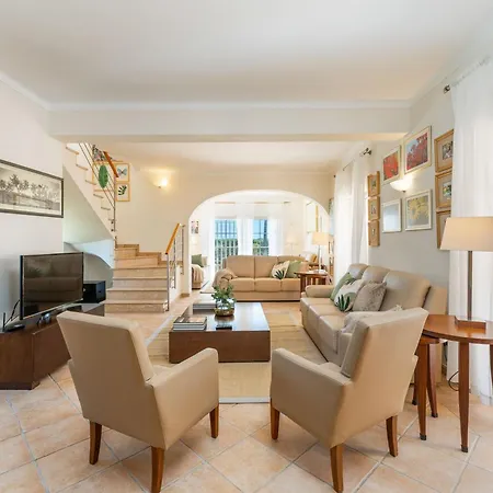 Monte Da Poupa - 7 Bedroom - Sleeps 14 *